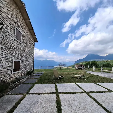 Campan 3* Sant'Anna d'Alfaedo